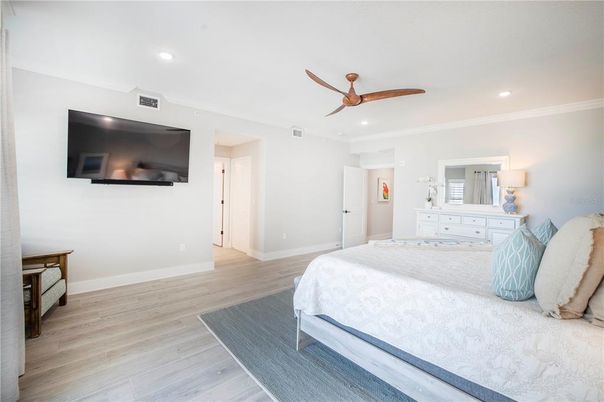 Bedroom, Interior, Recessed Lighting, Wood Texture Flooring