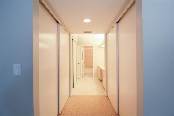 Interior, Recessed Lighting, Ceramic Tile