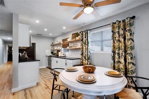 Dining room, Interior, Kitchen, Recessed Lighting, Wood Texture Flooring