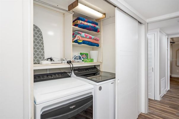 Interior, Utility Closets, Washer, Wood Texture Flooring