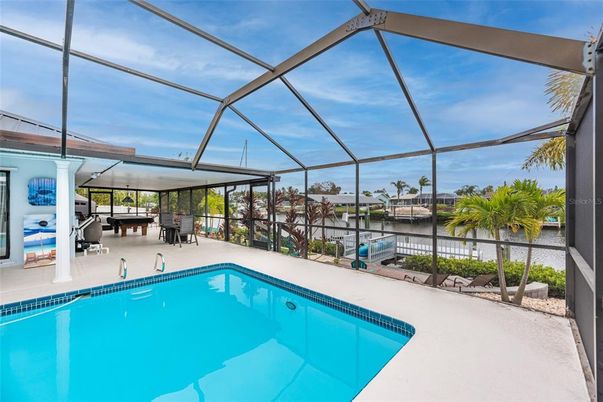 Glass Ceilings, Interior, Pool, Sun Room, Water