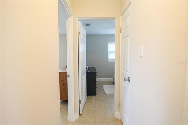 Interior, Washer, Bathroom, Ceramic Tile