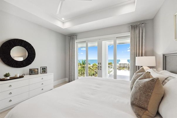 Bedroom, Interior, Recessed Lighting, Water