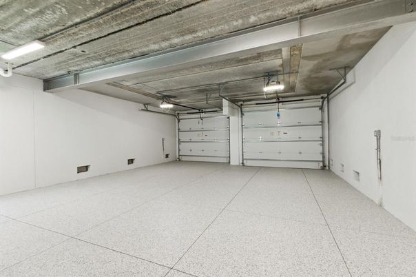 Garage, Interior