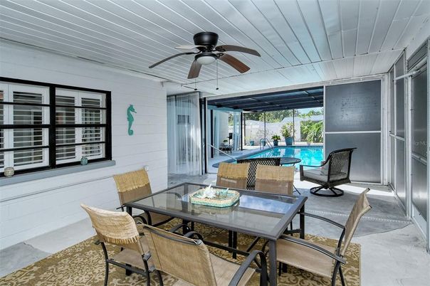 Dining room, Interior, Pool, Sun Room