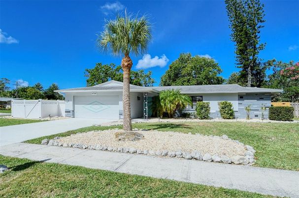 Attached, Backyard, Exterior, Facade, Ranch
