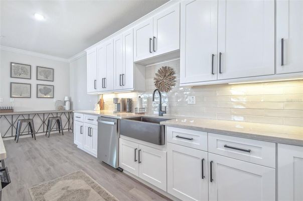 Interior, Kitchen, Recessed Lighting, Wood Texture Flooring