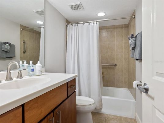 Bathroom, Interior, Recessed Lighting