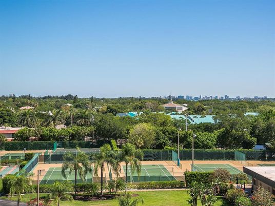Exterior, Tennis Courts