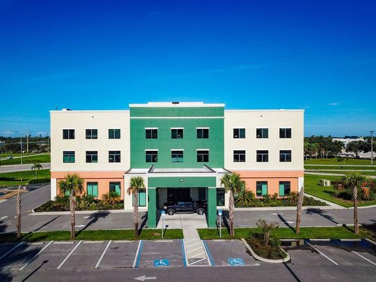 Exterior, Facade, Condo Building
