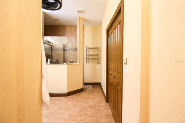 Interior, Recessed Lighting, Ceramic Tile