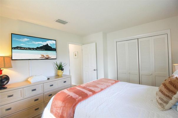 Interior, Bedroom, Water