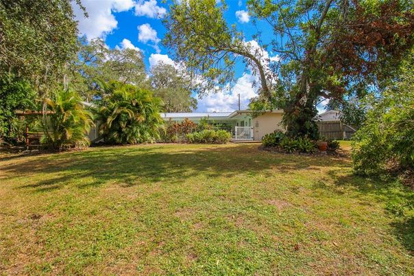 Exterior, Backyard