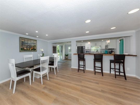 Dining room, Interior, Kitchen, Pendant Lights, Recessed Lighting, Wood Texture Flooring
