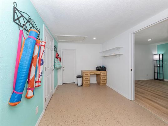Home Office, Interior, Recessed Lighting, Wood Texture Flooring