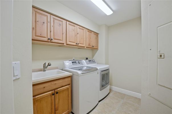 Interior, Washer