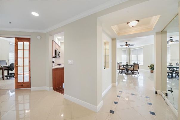Dining room, Interior, Recessed Lighting