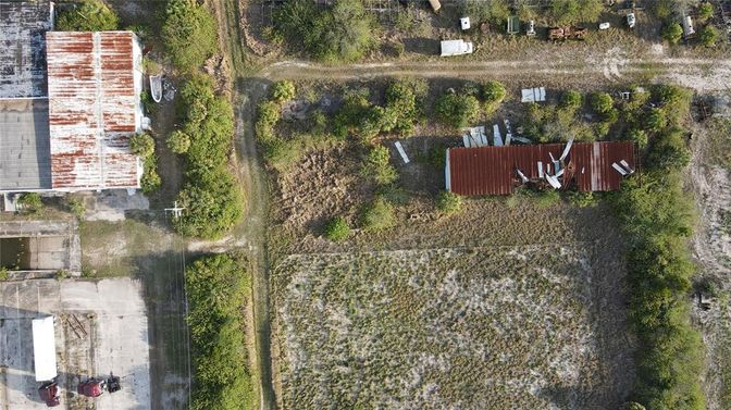 Exterior, Drone