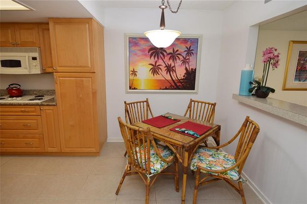 Dining room, Interior, Kitchen, Pendant Lights