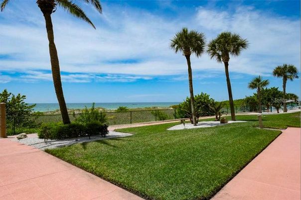 Backyard, Exterior, Water