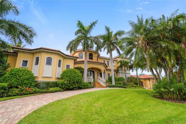 Backyard, Exterior, Facade, Mediterranean