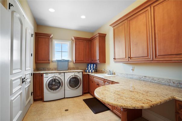 Interior, Recessed Lighting, Washer