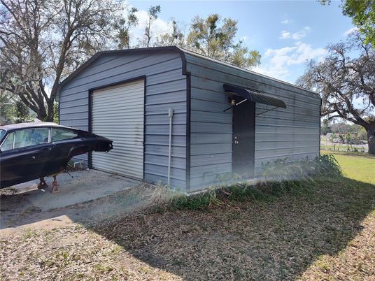 Detached Garage, Exterior
