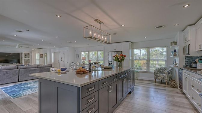 Interior, Kitchen, Living room, Pendant Lights, Recessed Lighting, Wood Texture Flooring
