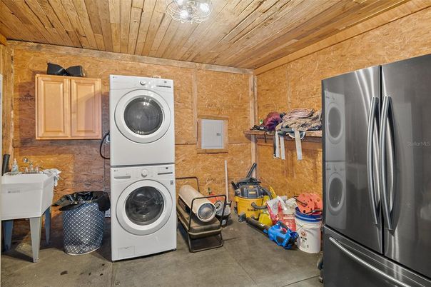 Interior, Utility Closets, Washer, Wooden Ceilings