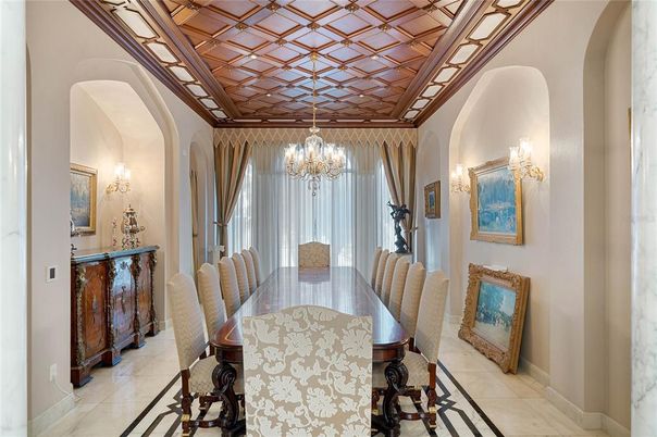 Chandelier, Dining room, Interior