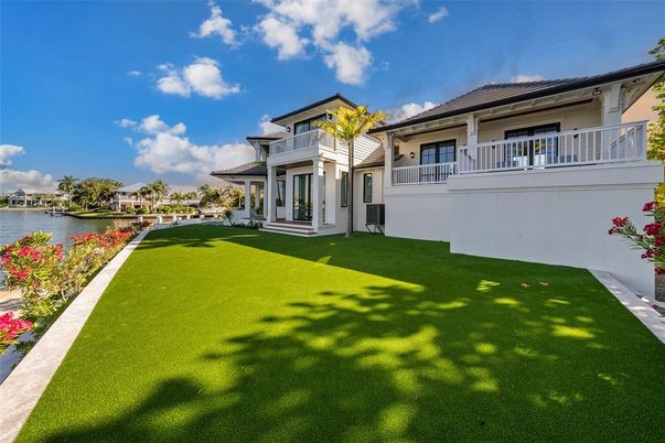 Backyard, Exterior, Water