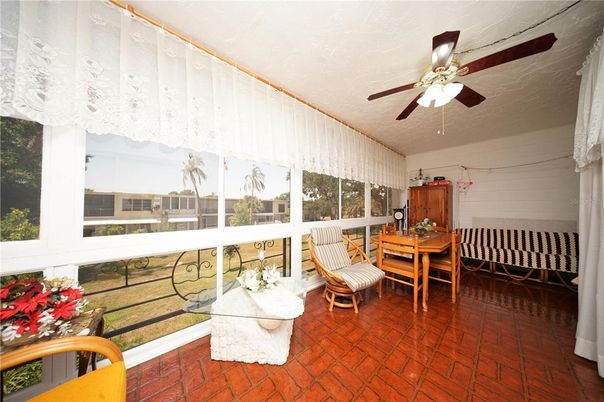 Dining room, Interior, Sun Room