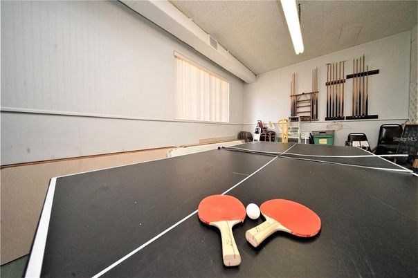 Game Room, Interior