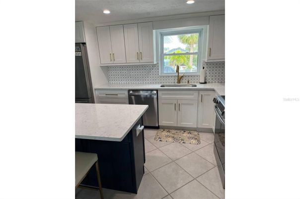 Interior, Kitchen, Recessed Lighting
