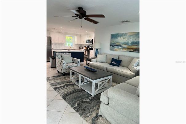 Interior, Kitchen, Living room, Recessed Lighting, Stainless Steel Appliances