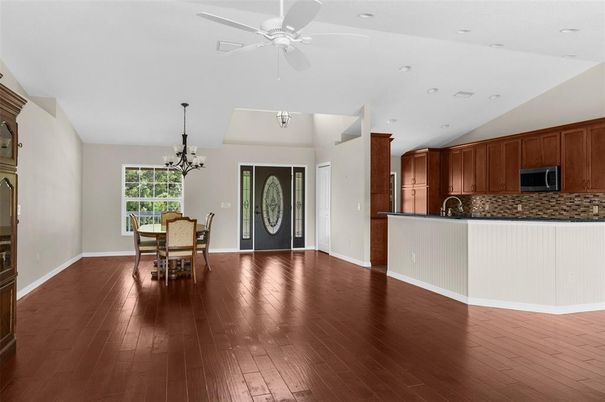 Chandelier, Dining room, Interior, Kitchen, Recessed Lighting, Wood Texture Flooring