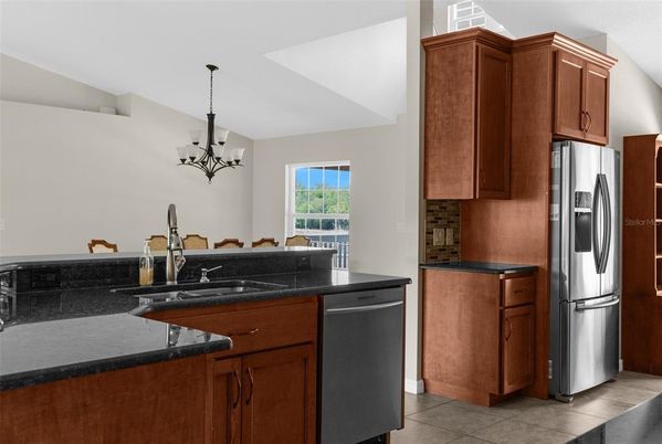 Chandelier, Dining room, Interior, Kitchen