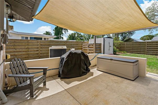 Exterior, Hot Tub