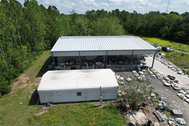 Exterior, Drone