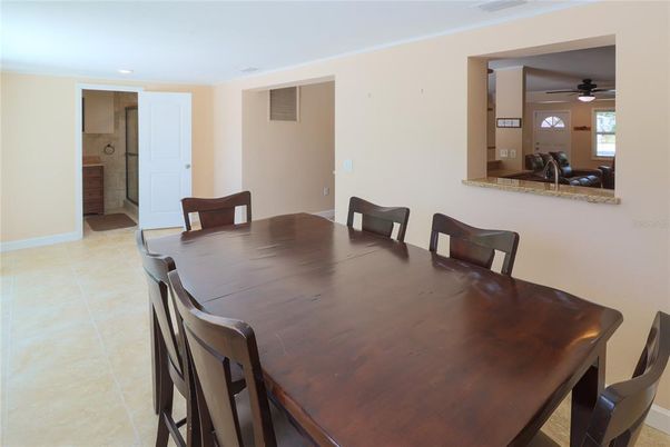 Dining room, Interior, Recessed Lighting