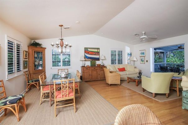 Chandelier, Dining room, Interior, Living room, Wood Texture Flooring