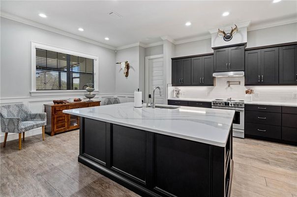 Interior, Kitchen, Recessed Lighting, Wood Texture Flooring