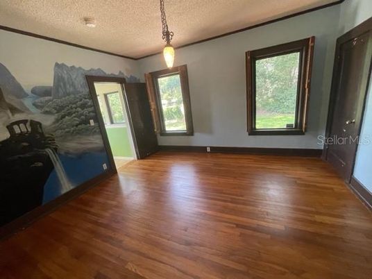 Empty room, Interior, Pendant Lights, Wood Texture Flooring