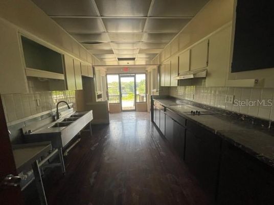 Interior, Kitchen, Wood Texture Flooring