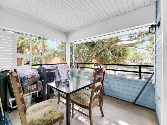 Dining room, Interior, Sun Room, Wood Texture Flooring