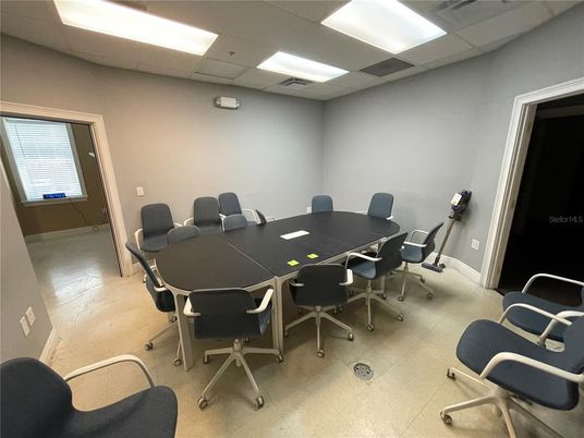 Dining room, Interior, Recessed Lighting