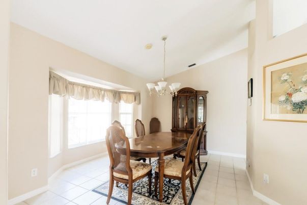 Chandelier, Dining room, Interior, Pendant Lights