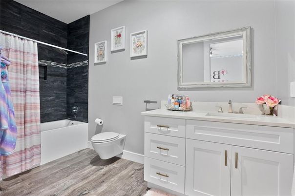 Bathroom, Interior, Wood Texture Flooring