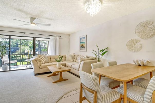Chandelier, Dining room, Interior, Living room