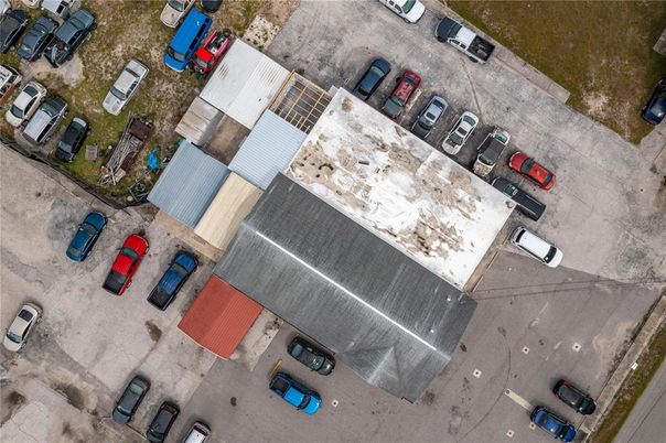 Exterior, Drone